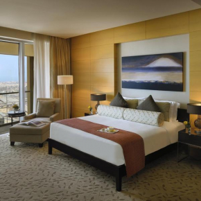 Emaar Residences Fashion Avenue, formerly Address Dubai Mall